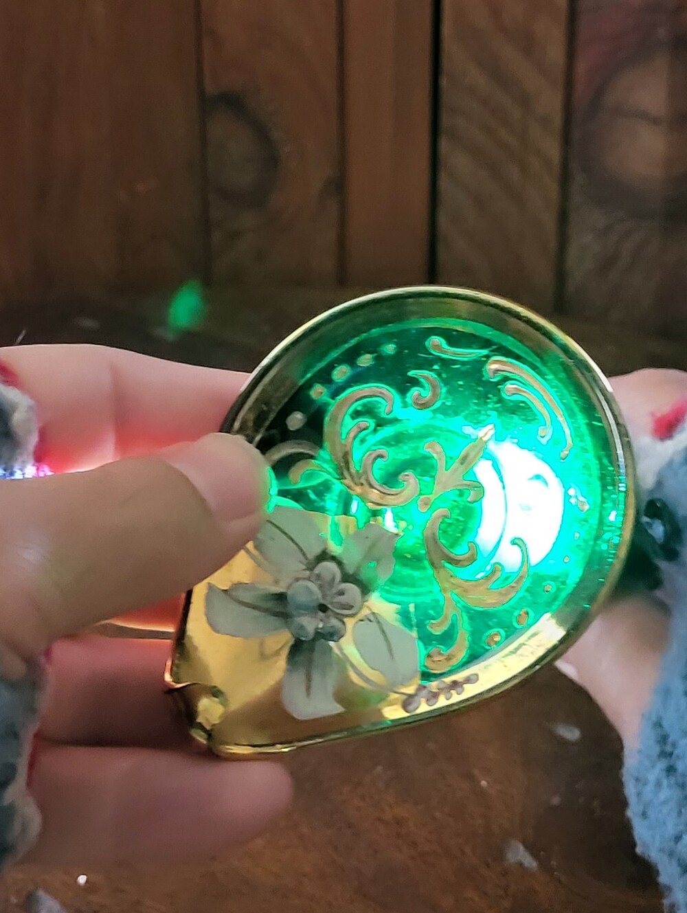 Bohemian green Glass Trinket Dish - Picture 5 of 11